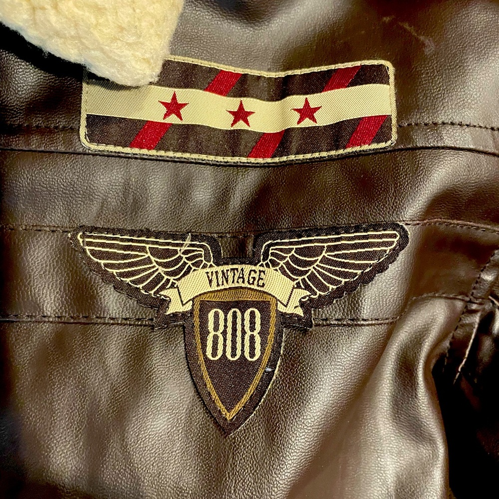 Beautiful vintage Hawaiian bomber jacket